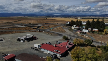 Eastern Oregon North Powder Cafe & Lounge - image 1