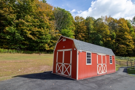 Country Home With Acreage For Sale in Roscoe, New York - image 46