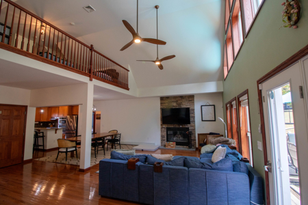 Country Home With Acreage For Sale in Roscoe, New York - image 17