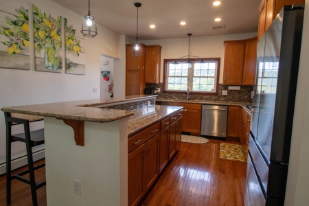 Country Home With Acreage For Sale in Roscoe, New York - image 9