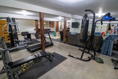 Country Home With Acreage For Sale in Roscoe, New York - image 40