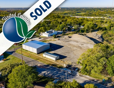 Industrial Building and Land For Sale - image 24