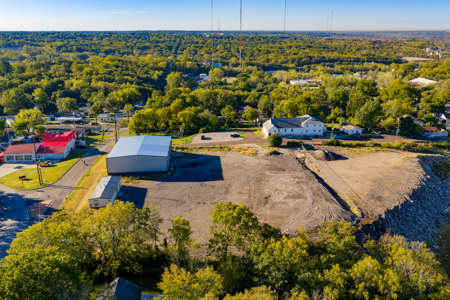 Industrial Building and Land For Sale - image 17