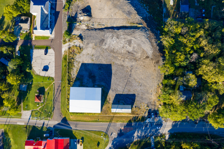 Industrial Building and Land For Sale - image 23