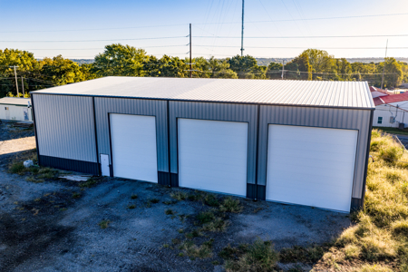 Industrial Building and Land For Sale - image 20