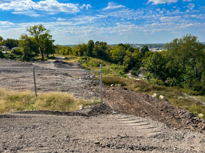 Industrial Building and Land For Sale - image 9