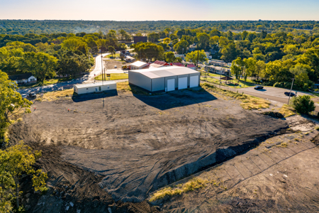 Industrial Building and Land For Sale - image 18