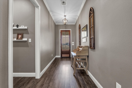 Modern 4-Bedroom Home with Workshop on One Acre in Moody ISD - image 6