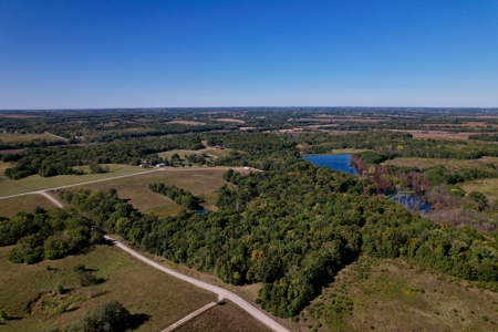 40 Acres with Home and Hunting Land Near Maysville MO - image 5