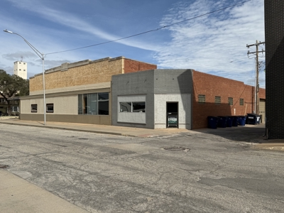 Commercial Building close to downtown in Alva, OK - image 1