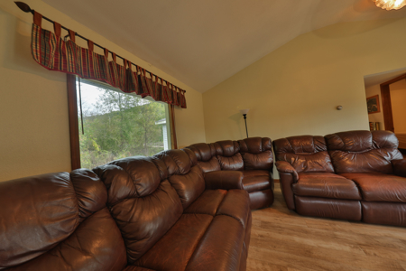 Waterfowl & Fishing Camp for Sale on the Mississippi River - image 20