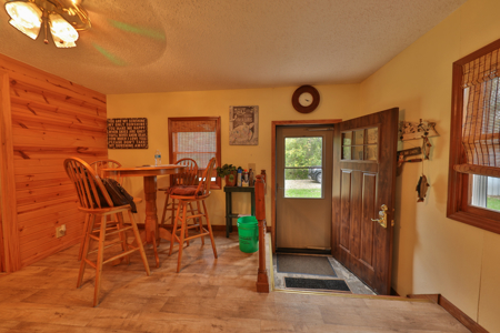 Waterfowl & Fishing Camp for Sale on the Mississippi River - image 9