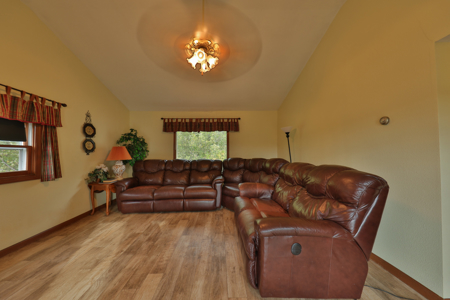 Waterfowl & Fishing Camp for Sale on the Mississippi River - image 19