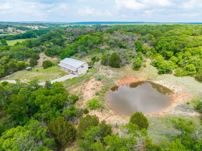 Custom Barndominium on 8 Acres Near Brownwood, Texas - image 3