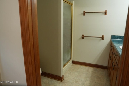 43 Acres of Beautiful Pasture with a Dream Farmhouse - image 44