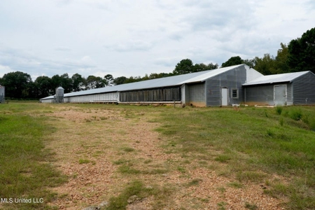 43 Acres of Beautiful Pasture with a Dream Farmhouse - image 17