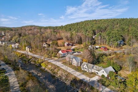 Charming Vermont Cape – Perfect Ski Getaway or Airbnb Gem! - image 1