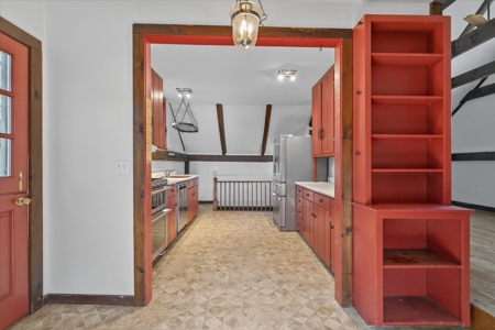 Charming Vermont Cape – Perfect Ski Getaway or Airbnb Gem! - image 32