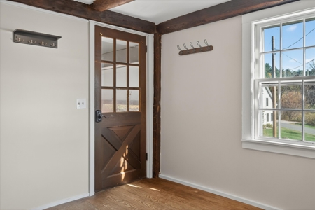 Charming Vermont Cape – Perfect Ski Getaway or Airbnb Gem! - image 8