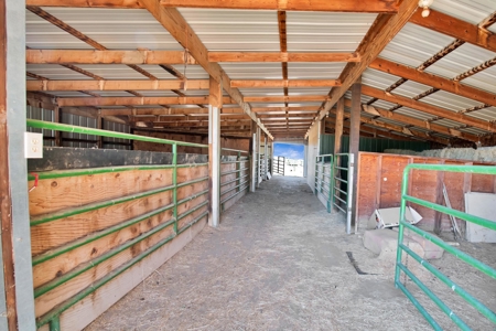 Country Home, Horse Property & Small Ranch for Sale i-70 Corridor - image 22