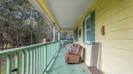 Country Home and 10 Acres for sale in the Arkansas Ozarks - image 7