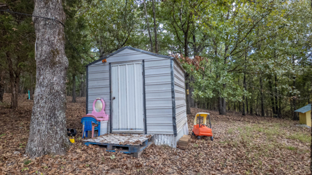 Country Home and 10 Acres for sale in the Arkansas Ozarks - image 34