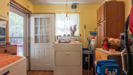 Country Home and 10 Acres for sale in the Arkansas Ozarks - image 16