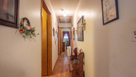 Country Home and 10 Acres for sale in the Arkansas Ozarks - image 20