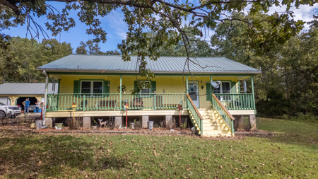 Country Home and 10 Acres for sale in the Arkansas Ozarks - image 6