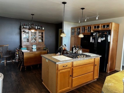 Charming Mountain Home on 40 Scenic Acres in Cedarville - image 26