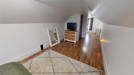 Updated 2-Bedroom Home in Sarnia, Ontario - image 13