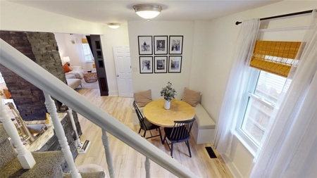 Updated 2-Bedroom Home in Sarnia, Ontario - image 11
