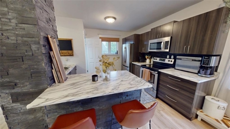 Updated 2-Bedroom Home in Sarnia, Ontario - image 10