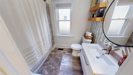 Updated 2-Bedroom Home in Sarnia, Ontario - image 14