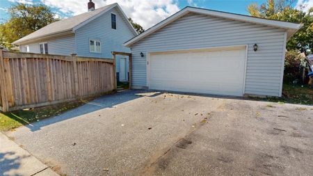 Updated 2-Bedroom Home in Sarnia, Ontario - image 27