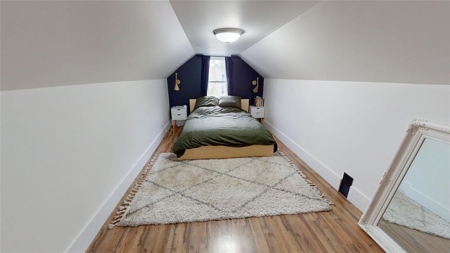 Updated 2-Bedroom Home in Sarnia, Ontario - image 12