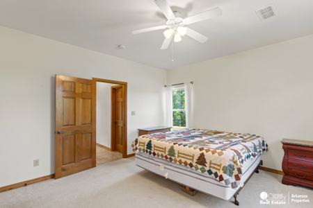 Country home & 64 acres, shop, barn, custom home & guest house - image 15