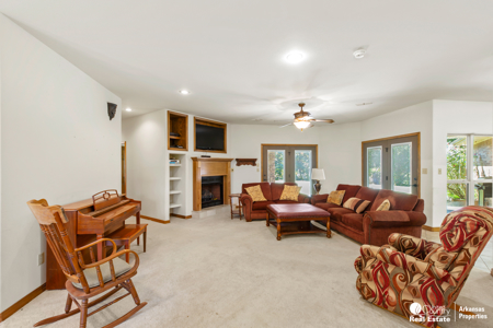 Country home & 64 acres, shop, barn, custom home & guest house - image 2