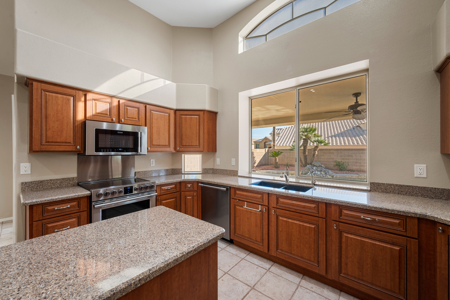 Ahwatukee Foothills Home for Sale with Pool & Mountain Views - image 3