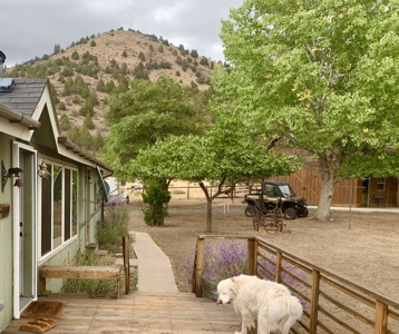 Ranch Life on 78 Acres in Modoc County — Home, Barn & Views - image 1
