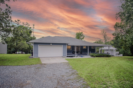 Peaceful Retreat On 25 Acres For Sale In Lake City Florida - image 25