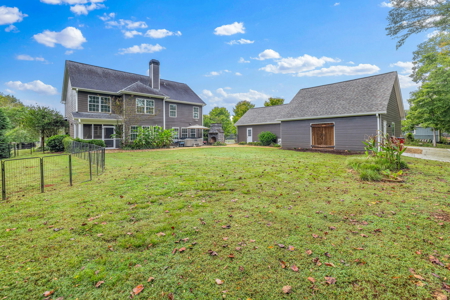 Beautiful Custom Home on 1.5 Acres with no HOA! - image 29