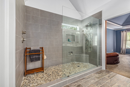 Beautiful Custom Home on 1.5 Acres with no HOA! - image 21