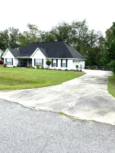 Charming 3-bedroom home in Parkway Place - image 6