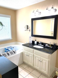 Charming 3-bedroom home in Parkway Place - image 12