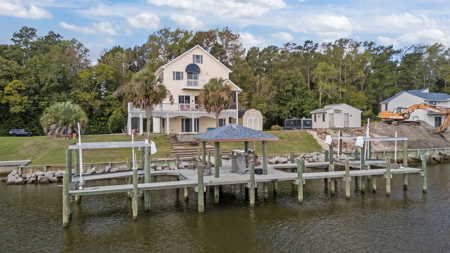 Boater's Dream Home on the Crystal Coast - image 49