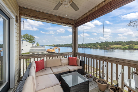 Boater's Dream Home on the Crystal Coast - image 12
