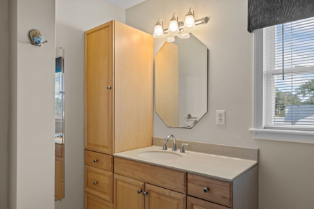 Boater's Dream Home on the Crystal Coast - image 22