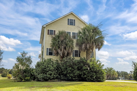 Boater's Dream Home on the Crystal Coast - image 14