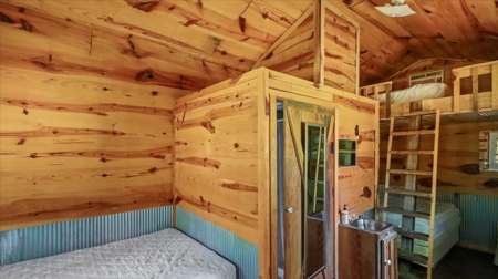 Investment & Income-Producing Opportunity at Twin Bridges for Sal - image 28